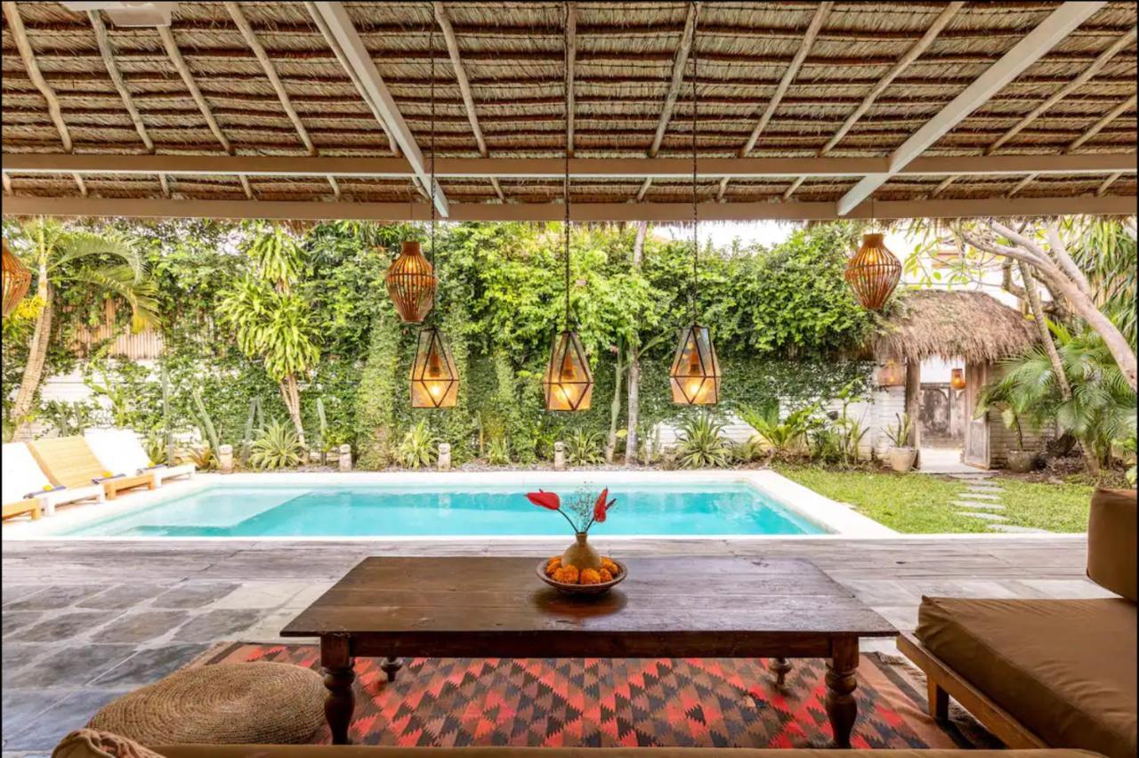 Oma Villa Seminyak Esterno foto