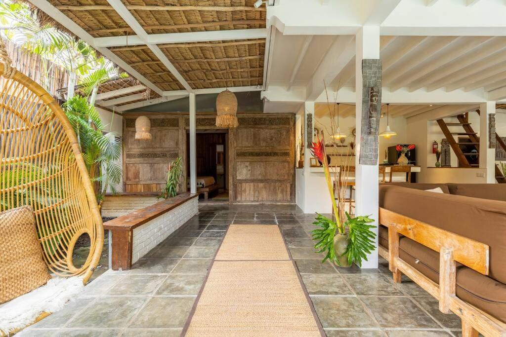 Oma Villa Seminyak Esterno foto